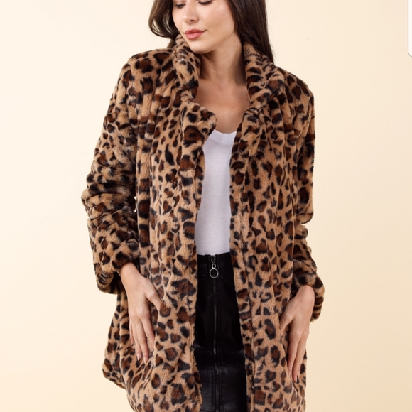 Leopard faux fur Jacket - Picture 3 of 4